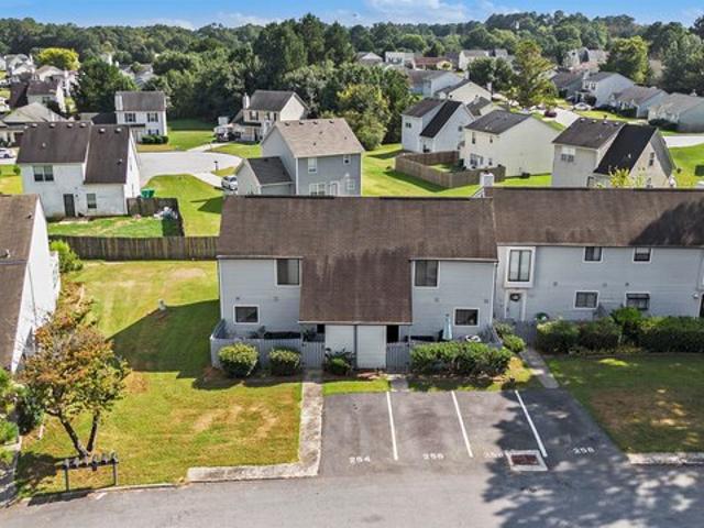 Townhouse for sale in Clayton, Georgia