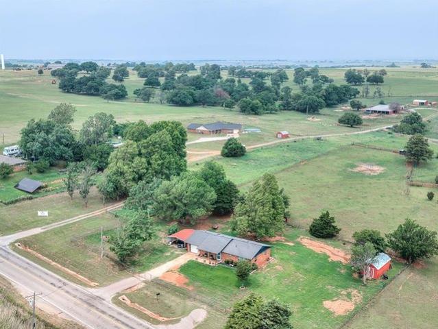 House for sale in Chickasha, Oklahoma