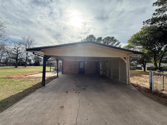 House for sale in Titus, Texas