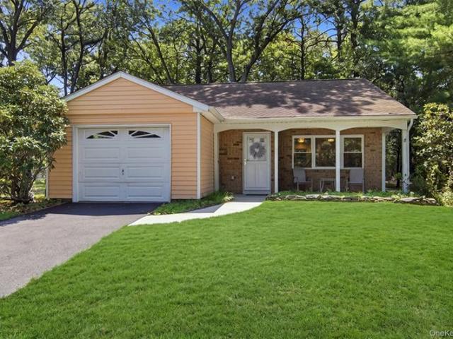 Condo for sale in Centereach, New York
