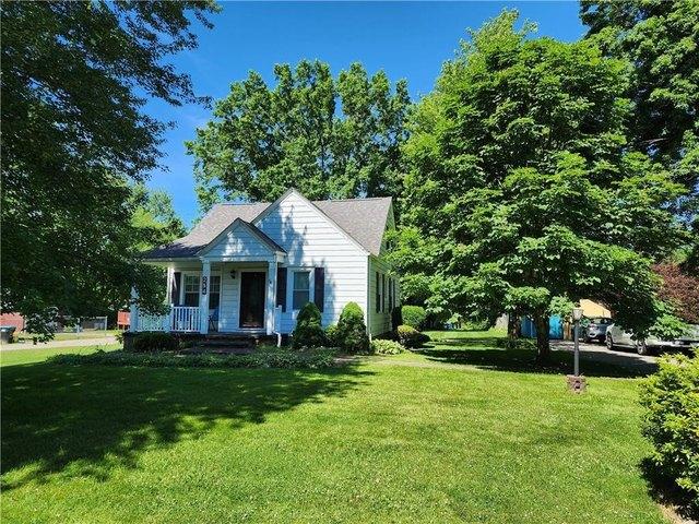 House for sale in Mercer, Pennsylvania