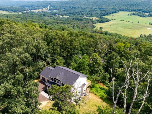 House for sale in Capon Bridge, Hampshire County