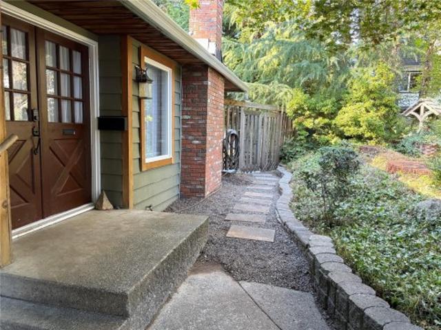 House for sale in Strathcona, British Columbia