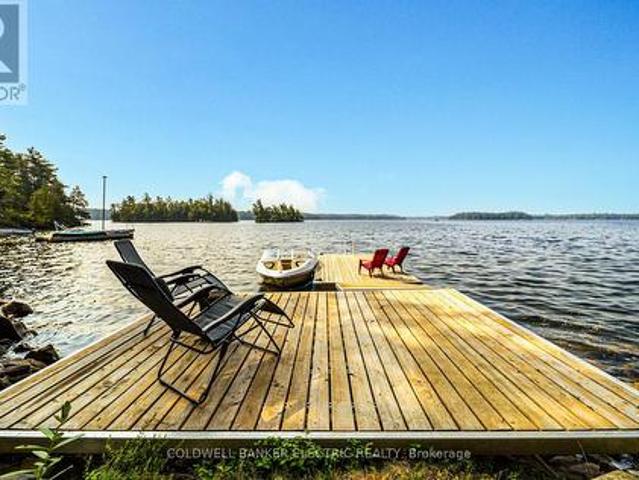 House for sale in Methuen, Ontario