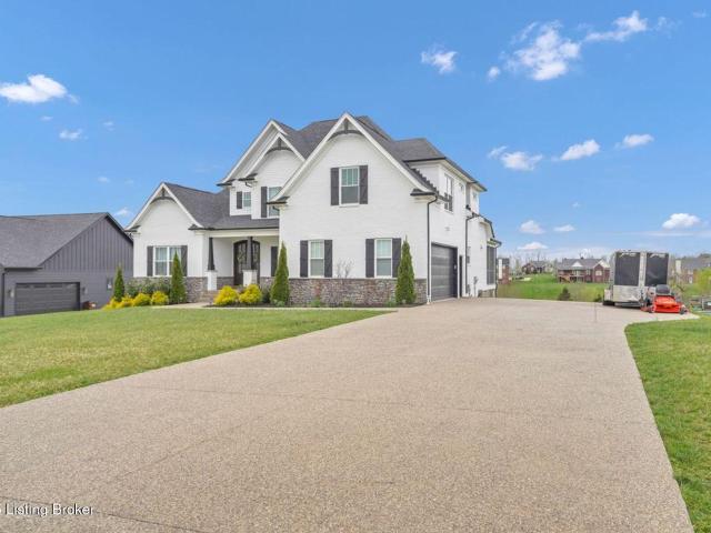 House for sale in Smithfield, Kentucky