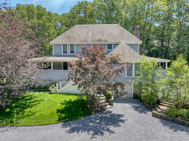House for sale in Wainscott, New York
