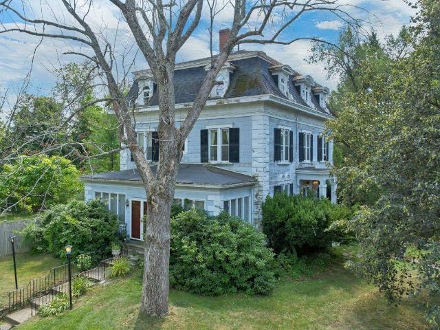 House for sale in New Hampshire