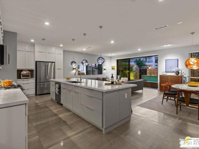 Condo for sale in Palm Springs, California