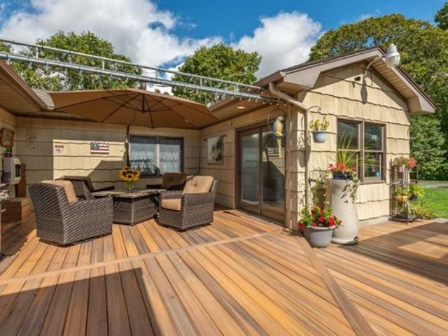 House for sale in Aquebogue, New York