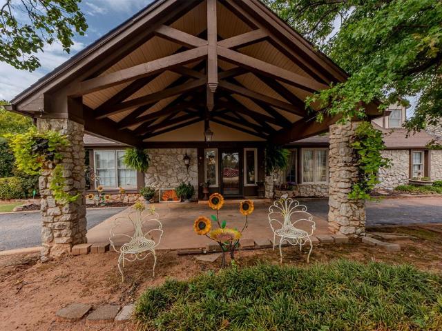 House for sale in Chandler, Lincoln County