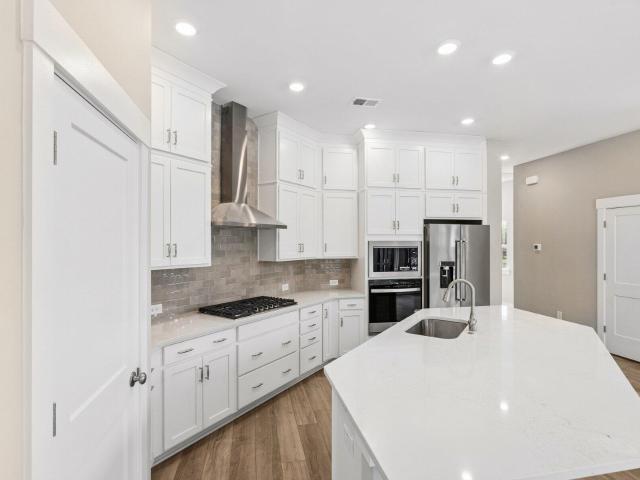 Townhouse for sale in Marlborough, Charleston
