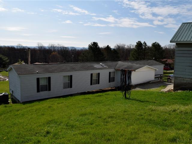 House for sale in Rector, Pennsylvania