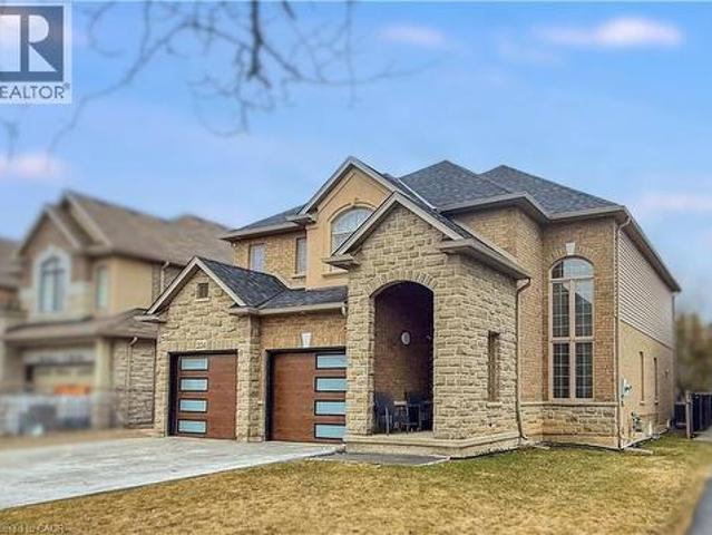 House for sale in Ancaster, Ontario