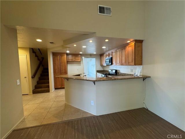 Townhouse for rent in Azusa