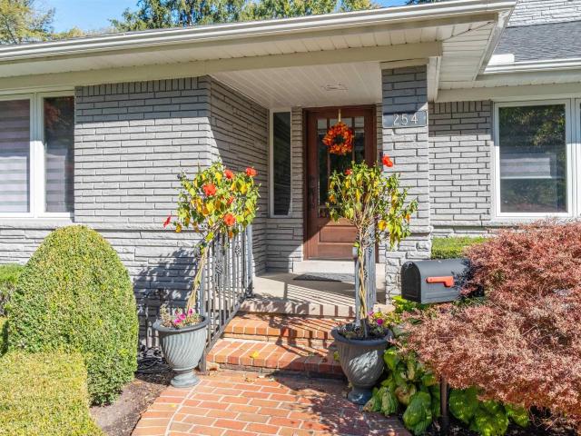 House for sale in Grosse Pointe Farms, Wayne County
