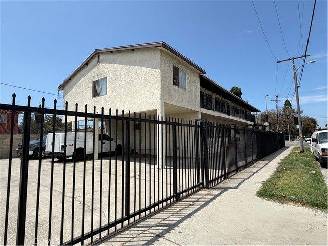 House for sale in Canoga Park, California