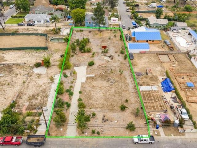 Land for sale in Altadena, California