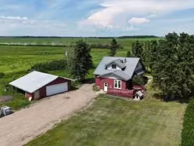House for sale in Alberta