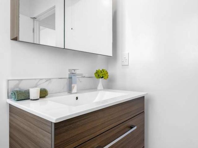 Townhouse for sale in Edgeware, Canterbury
