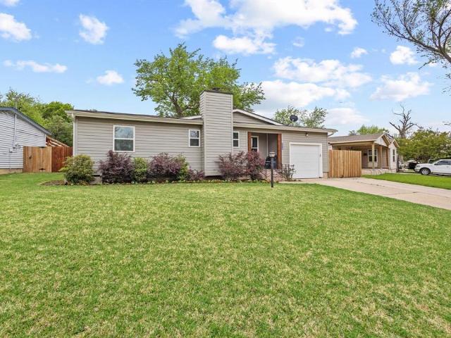 House for sale in Farmers Branch, Texas