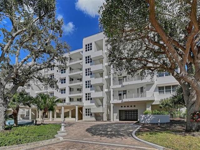 Condo for sale in Longboat Key, Manatee County