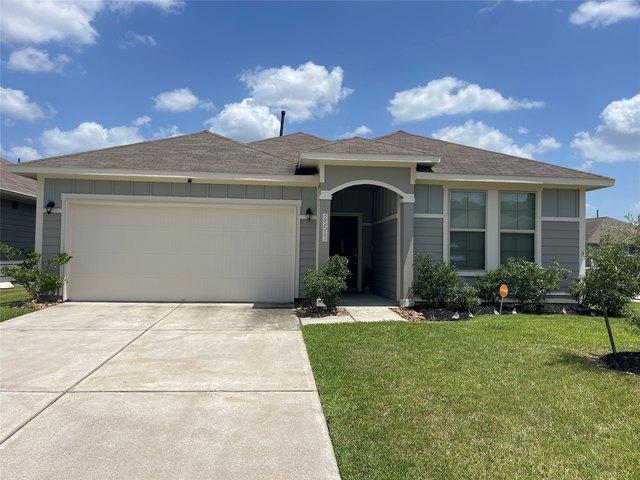 House for sale in Porter, Montgomery County