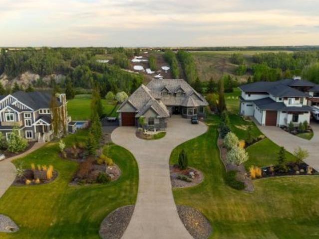 House for sale in Alberta