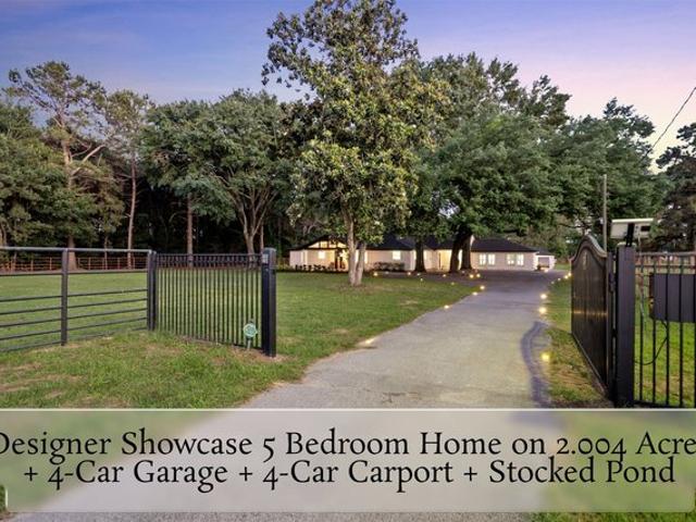 House for sale in Magnolia, Texas