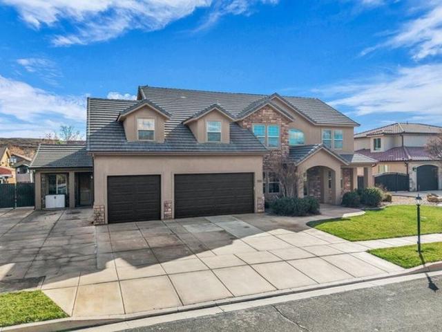 House for sale in Washington, Utah