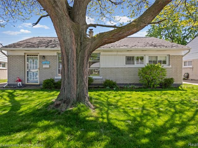 House for sale in Madison Heights, Michigan