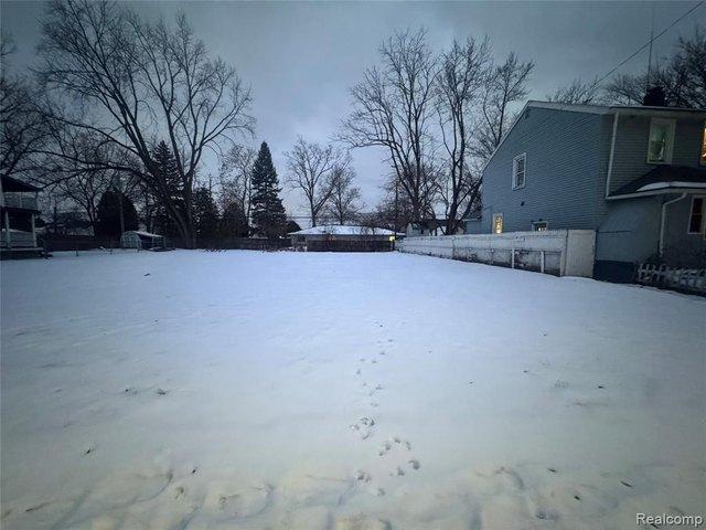 Land for sale in Dearborn Heights, Michigan