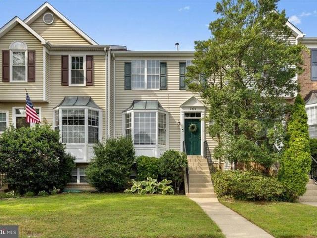 Townhouse for sale in Crofton, Maryland