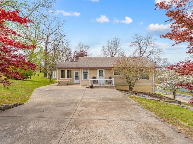 House for sale in Barry, Missouri