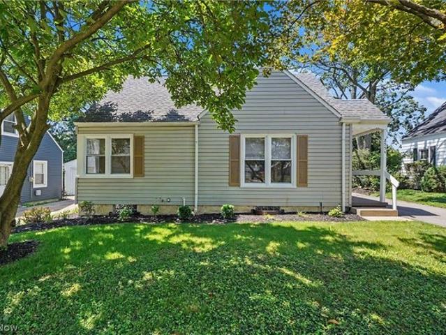 House for sale in Summit, Ohio