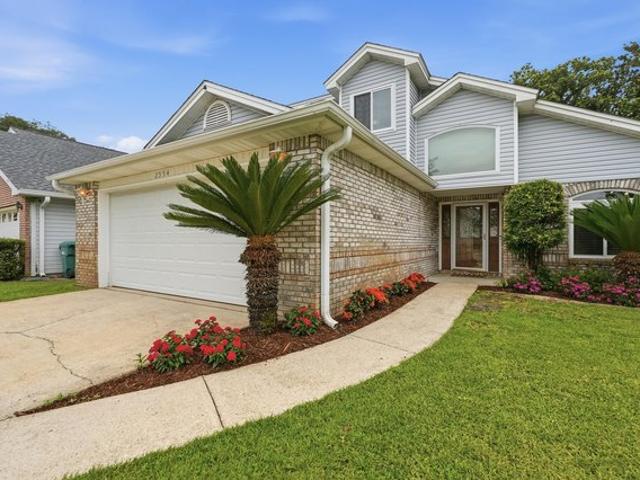 House for sale in Shalimar, Florida
