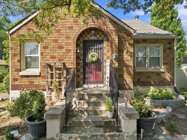 House for sale in Roy, Utah