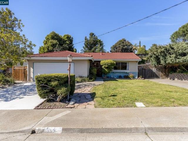 House for sale in Pinole, California