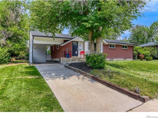 House for sale in Arapahoe, Colorado