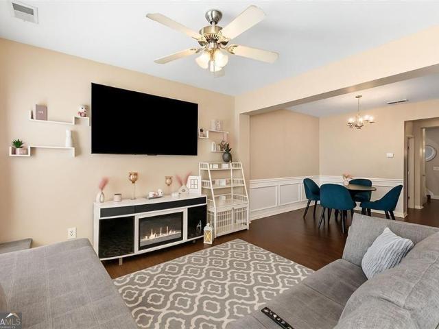 Townhouse for sale in Atlanta, Georgia