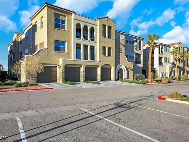 Condo for sale in Henderson, Nevada