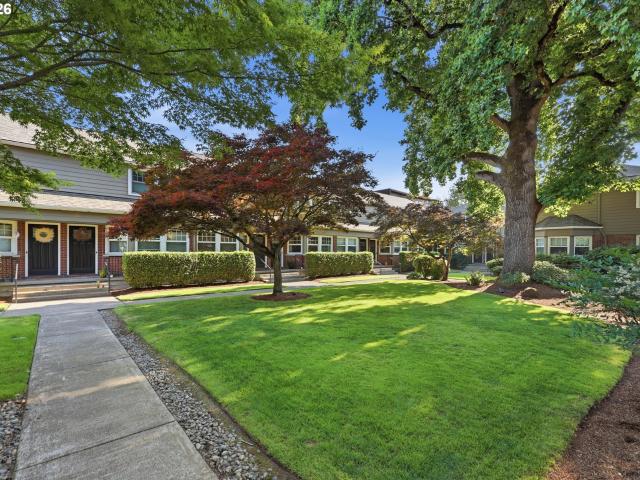 Condo for sale in Oregonia