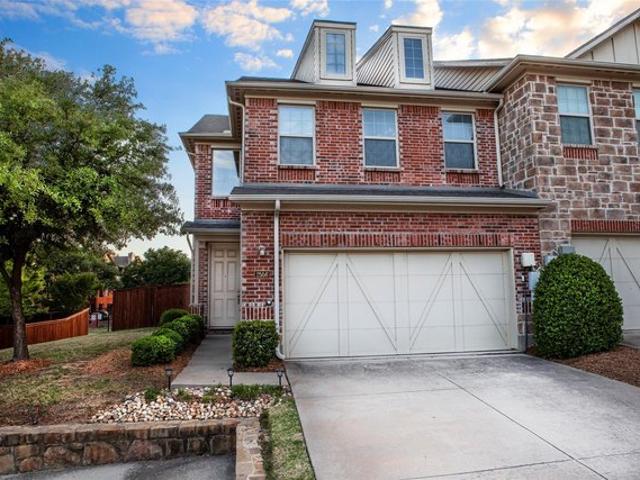 Townhouse for sale in Denton, Texas