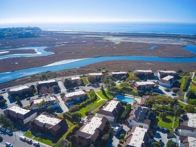 Condo for sale in Cardiff, California