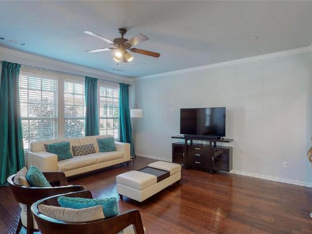 Townhouse for sale in Denton, Texas