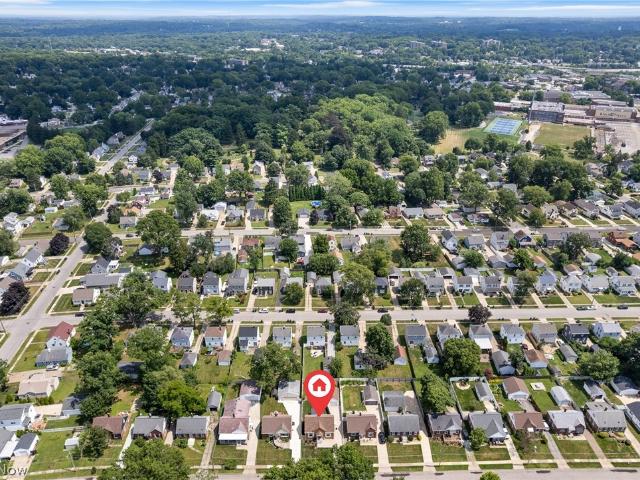 House for sale in Summit, Ohio