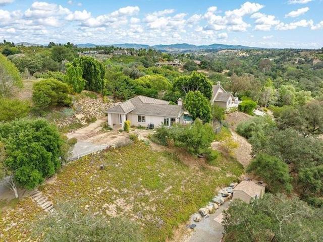 House for sale in Fallbrook, California