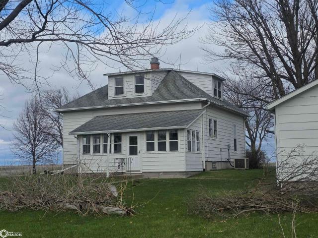 House for sale in Libertyville, Iowa