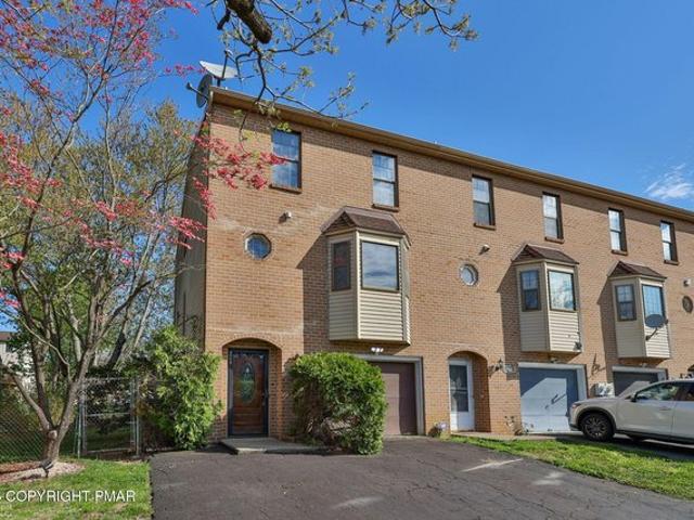 Townhouse for sale in Bethlehem, Pennsylvania