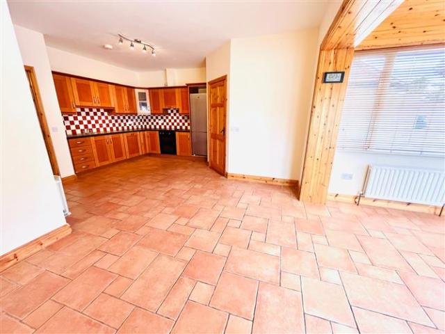 Detached House for sale in Cashel, South Tipperary