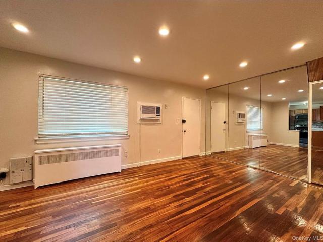 Property for rent in Queens, Arverne